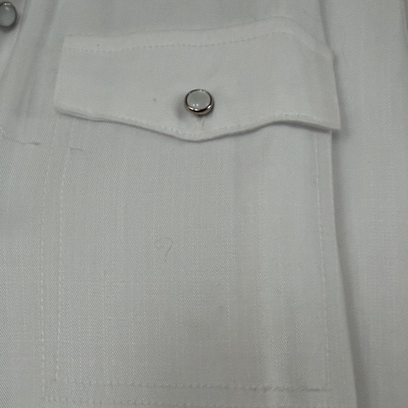 Women's White Oversized Button-Down Shirt - Picture 4 of 8